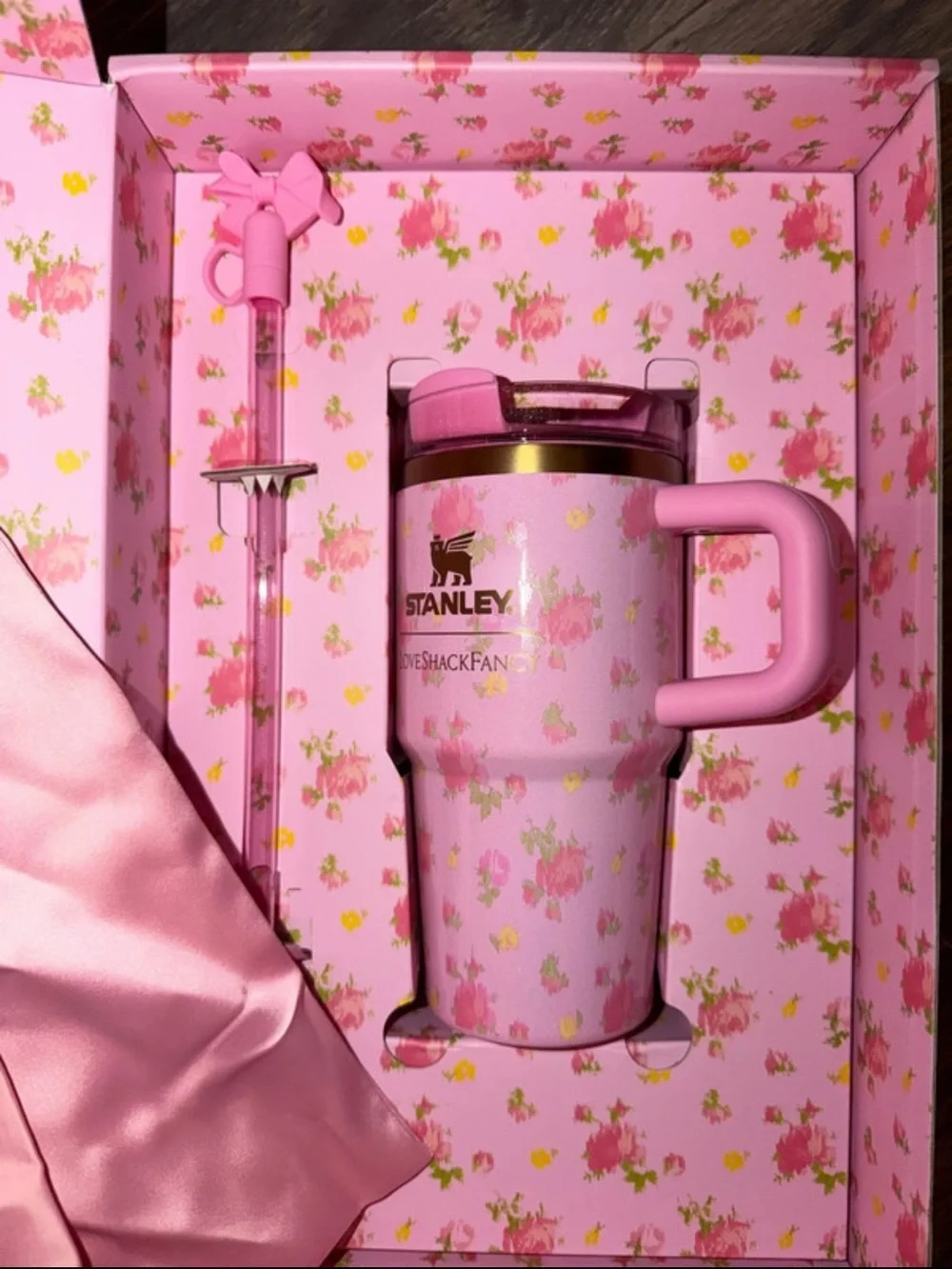 Stanley Pink Floral Gift Set with Travel Mug and Straw